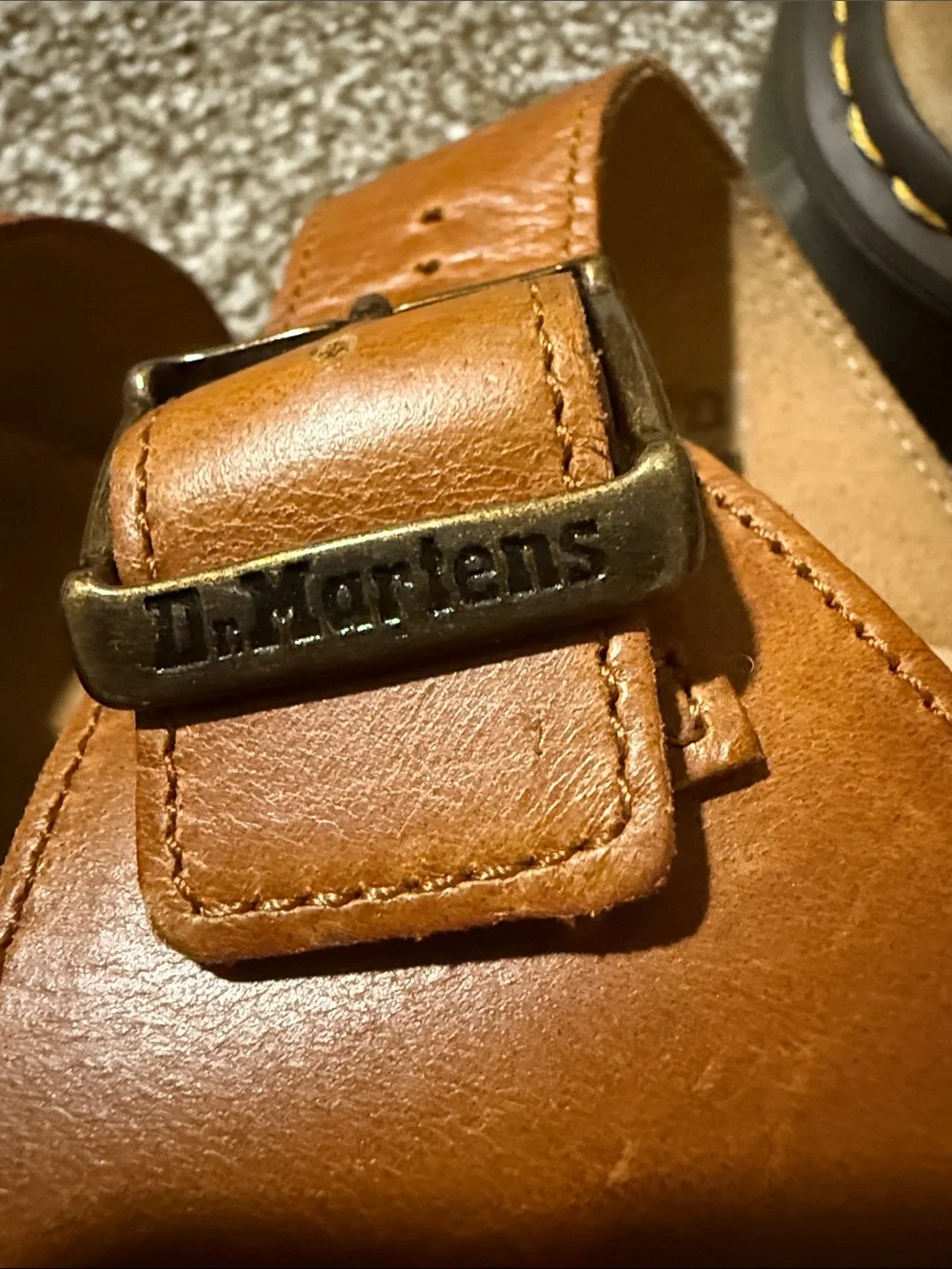 Dr Martens Josef Sandals